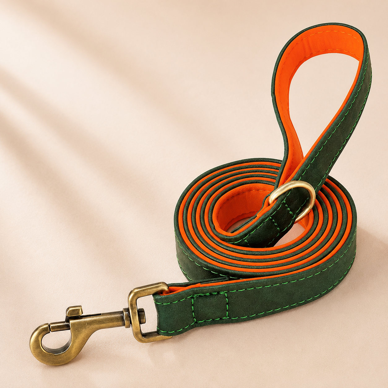 Classic Leather Dog Collar Set｜名入れ対応 本革風首輪・リードセット｜Nest & Paw