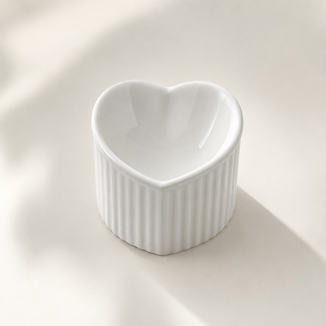 Heart Ceramic Pet Bowl｜ハート セラミックフードボウル｜Nest & Paw